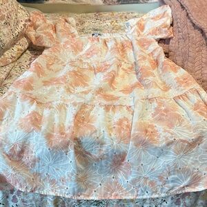 Floral Women’s Dress in Peach and White